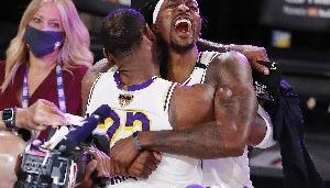 霍华德谈东契奇&浓眉交易:有勒布朗在队里 一切皆有可能