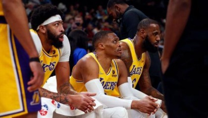 开云大陆-【观察】湖人休赛期问号重重 沃格尔下课只是第一步