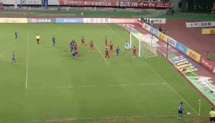 开云官方-苏超半场：李贤成、张浩楠破门，南通队暂2-1徐州队