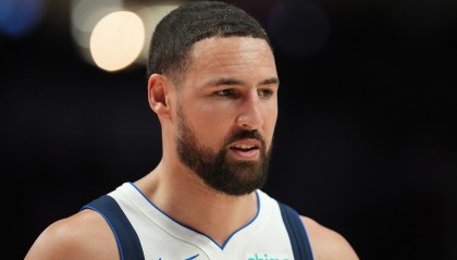 开云官网-手风不顺硬投！克莱替补17中4&amp;三分10中1仅拿11分3板2助3帽