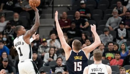 开云大陆-马刺近8场赢7场杀进附加赛，他们从未真正放弃过