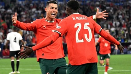 西班牙将士决赛前齐赞C罗:他的表现不可思议,是所有人的榜样