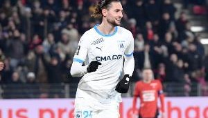 拉比奥特:我让马赛队友们理解欧冠的重要性,不能浪费这个赛季