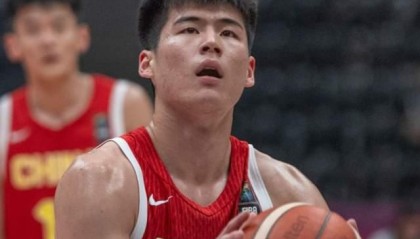 开云体育-世青赛让陈家政成赢家!得分全队最稳,顶投+防守强悍,未来可期